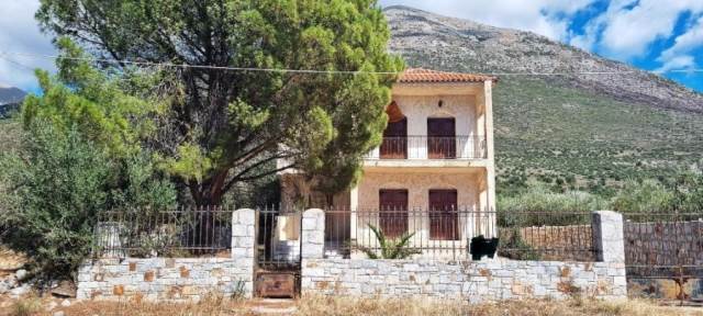 (For Sale) Residential Detached house || Lakonia/Oitylo - 145 Sq.m, 3 Bedrooms, 145.000€ 